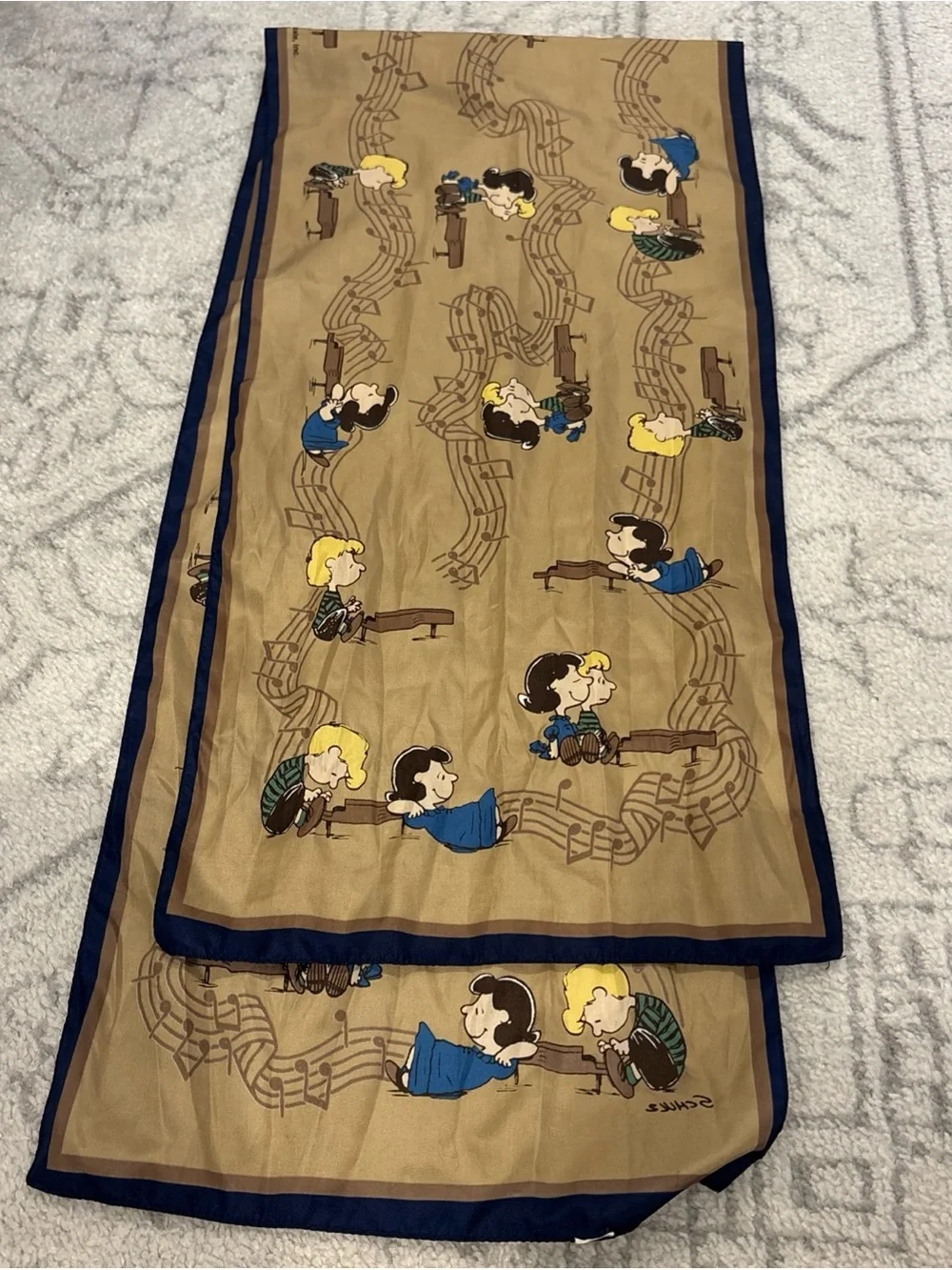 VINTAGE 1950,1951 Peanuts Scarf United Feature Charlie Brown Snoopy music52